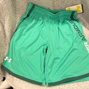 NWT Boys Loose Shorts Mint Green Youth Small